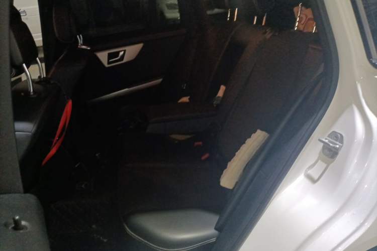 Used Mercedes-Benz GLK-Class 2015 GLK 300 4MATIC Fashion Edition Ultimate Version Left Rear Seat