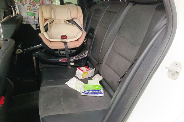 Used Mercedes-Benz GLK-Class 2015 GLK 300 4MATIC Fashion Edition Ultimate Version Left Rear Seat