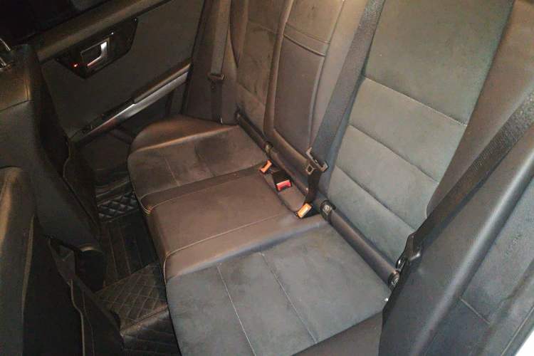 Used Mercedes-Benz GLK-Class 2015 GLK 260 4MATIC Fashion Edition Ultimate Version Left Rear Seat