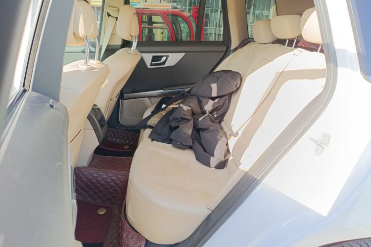 Used Mercedes-Benz GLK-Class 2015 GLK 260 4MATIC Dynamic Edition Ultimate Version Left Rear Seat