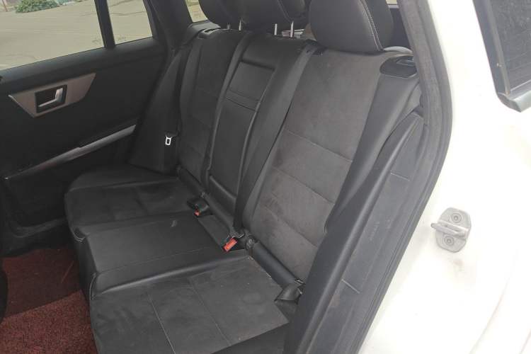 Used Mercedes-Benz GLK-Class 2015 GLK 260 4MATIC Dynamic Edition Ultimate Version Left Rear Seat