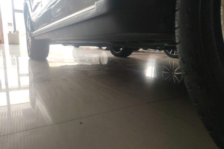 Used Mercedes-Benz GLK-Class 2015 GLK 260 4MATIC Dynamic Edition Ultimate Version Left Side Sill