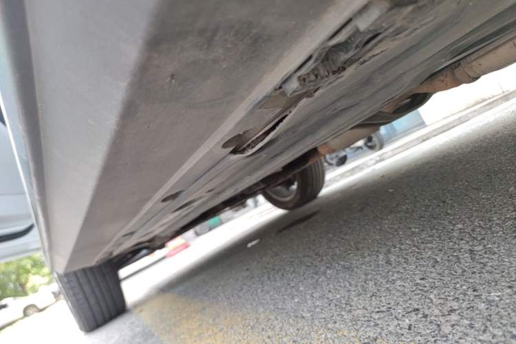 Used Mercedes-Benz GLK-Class 2015 GLK 260 4MATIC Fashion Edition Ultimate Version Left Side Sill