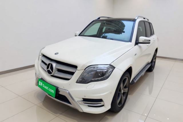 Ojetý Mercedes-Benz GLK-Class 2015 GLK 260 4MATIC Fashion Edition Ultimate Version
