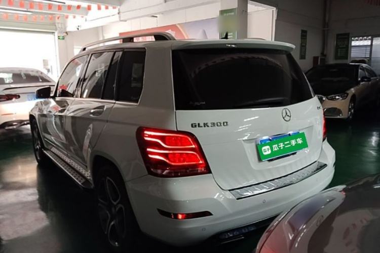 Used Mercedes-Benz GLK-Class 2015 GLK 300 4MATIC Fashion Edition Ultimate Version Rear Left 45 Deg