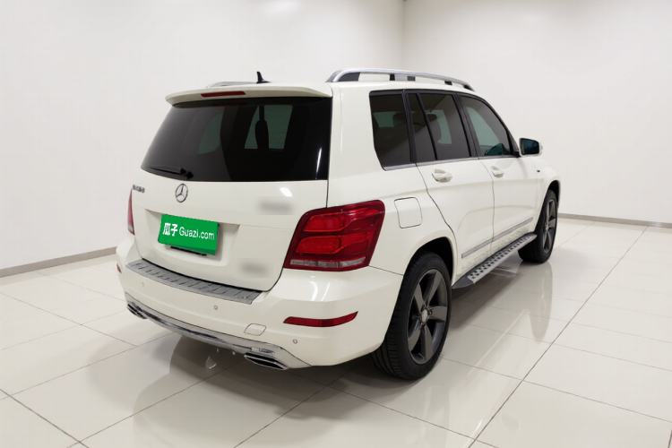 Used Mercedes-Benz GLK-Class 2015 GLK 260 4MATIC Fashion Edition Ultimate Version Rear Right 45 Deg