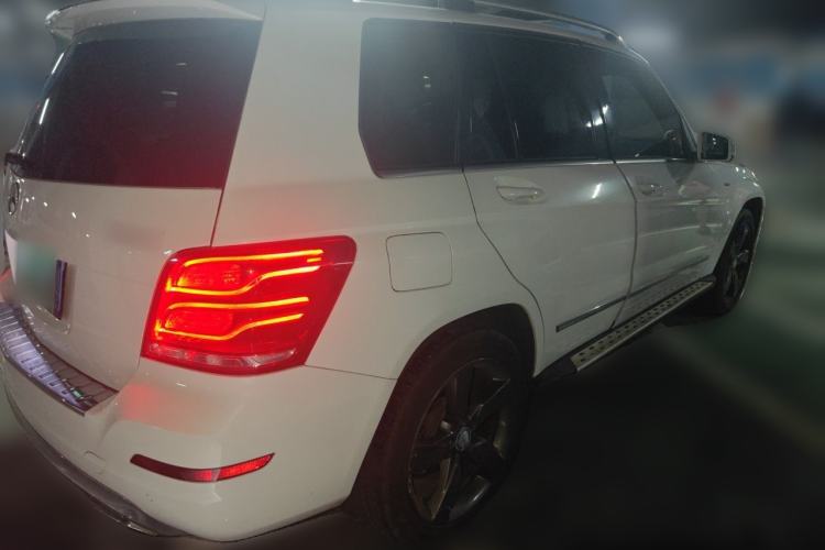Used Mercedes-Benz GLK-Class 2015 GLK 260 4MATIC Fashion Edition Ultimate Version Rear Right 45 Deg