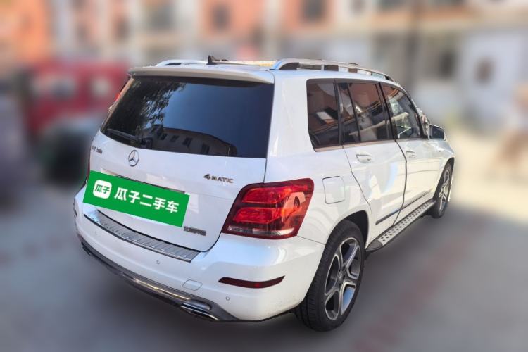 Used Mercedes-Benz GLK-Class 2015 GLK 300 4MATIC Fashion Edition Ultimate Version Rear Right 45 Deg