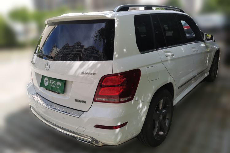 Used Mercedes-Benz GLK-Class 2015 GLK 260 4MATIC Fashion Edition Ultimate Version Rear Right 45 Deg