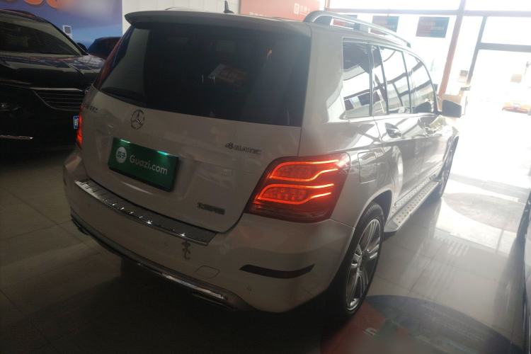 Used Mercedes-Benz GLK-Class 2015 GLK 260 4MATIC Dynamic Edition Ultimate Version Rear Right 45 Deg