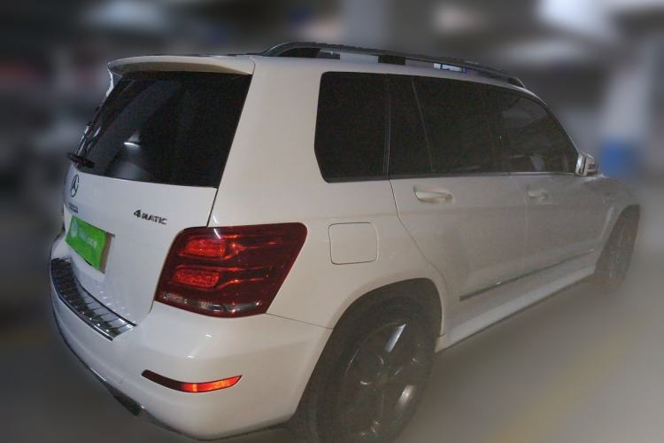 Used Mercedes-Benz GLK-Class 2015 GLK 260 4MATIC Fashion Edition Ultimate Version Rear Right 45 Deg