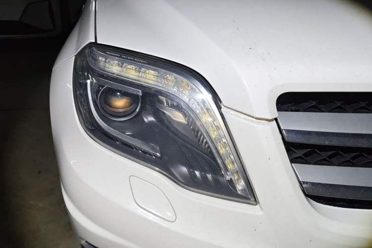 Used Mercedes-Benz GLK-Class 2015 GLK 300 4MATIC Fashion Edition Ultimate Version Right Front Headlight