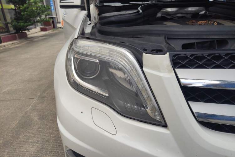 Used Mercedes-Benz GLK-Class 2015 GLK 300 4MATIC Fashion Edition Ultimate Version Right Front Headlight
