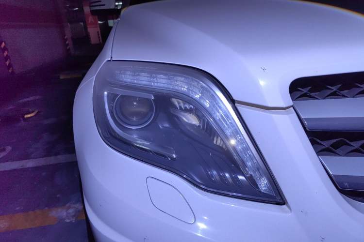 Used Mercedes-Benz GLK-Class 2015 GLK 300 4MATIC Fashion Edition Ultimate Version Right Front Headlight