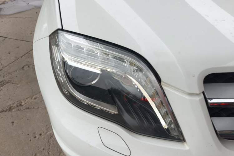 Used Mercedes-Benz GLK-Class 2015 GLK 300 4MATIC Fashion Edition Ultimate Version Right Front Headlight