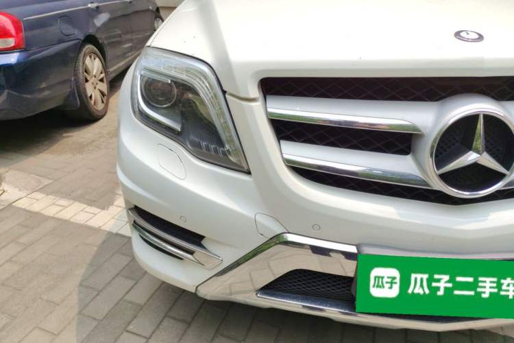 Used Mercedes-Benz GLK-Class 2015 GLK 300 4MATIC Fashion Edition Ultimate Version Right Front Headlight