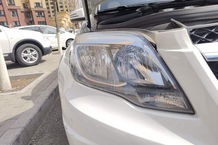 Used Mercedes-Benz GLK-Class 2015 GLK 260 4MATIC Dynamic Edition Ultimate Version Right Front Headlight