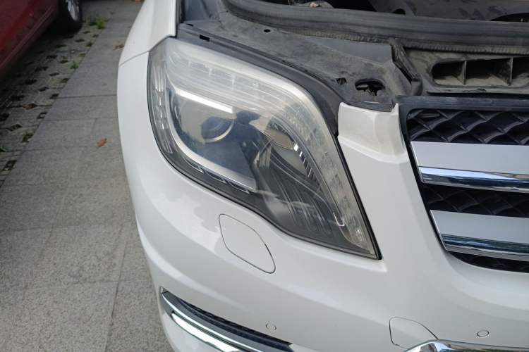 Used Mercedes-Benz GLK-Class 2015 GLK 260 4MATIC Fashion Edition Ultimate Version Right Front Headlight