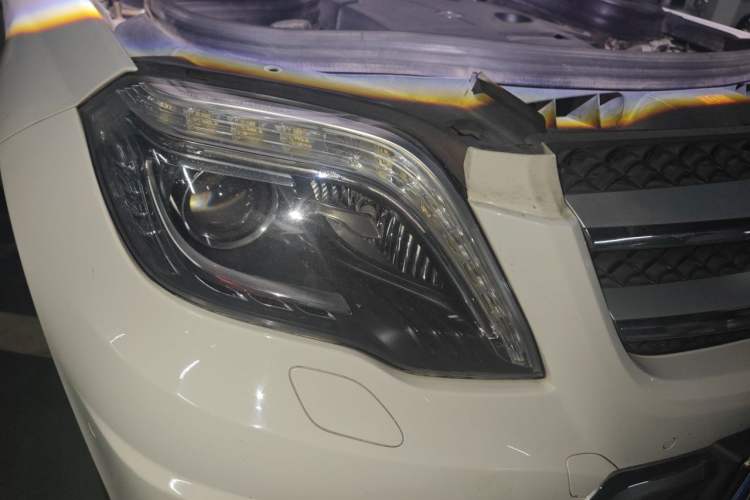 Used Mercedes-Benz GLK-Class 2015 GLK 260 4MATIC Fashion Edition Ultimate Version Right Front Headlight