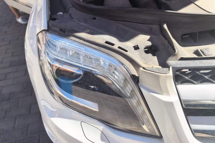 Used Mercedes-Benz GLK-Class 2015 GLK 300 4MATIC Fashion Edition Ultimate Version Right Front Headlight