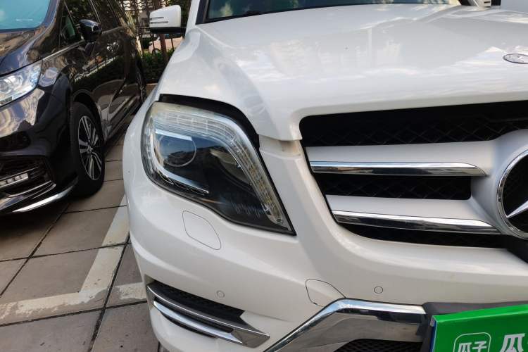Used Mercedes-Benz GLK-Class 2015 GLK 300 4MATIC Luxury Ultimate Edition Right Front Headlight