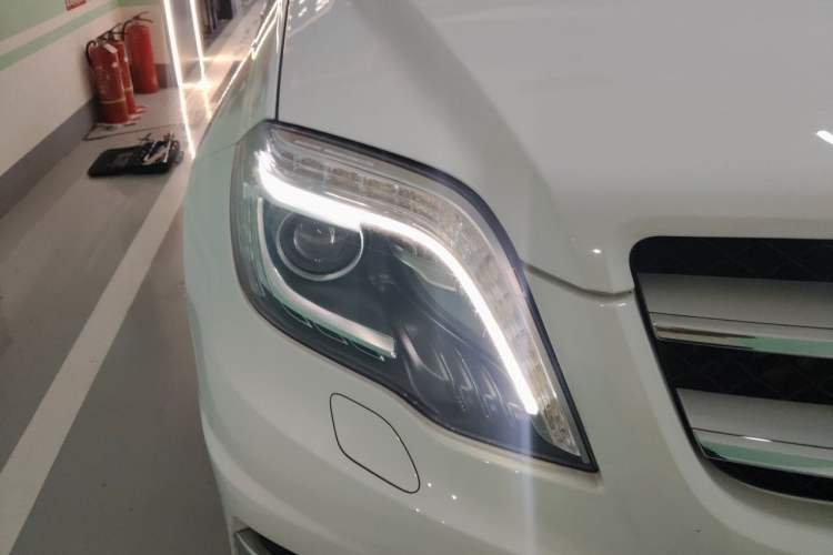 Used Mercedes-Benz GLK-Class 2015 GLK 260 4MATIC Fashion Edition Ultimate Version Right Front Headlight