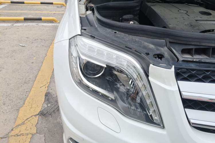 Used Mercedes-Benz GLK-Class 2015 GLK 260 4MATIC Fashion Edition Ultimate Version Right Front Headlight