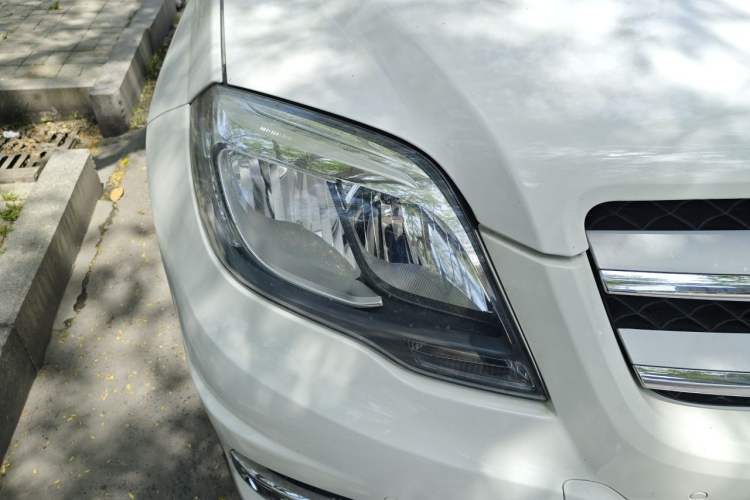 Used Mercedes-Benz GLK-Class 2015 GLK 260 4MATIC Dynamic Edition Ultimate Version Right Front Headlight