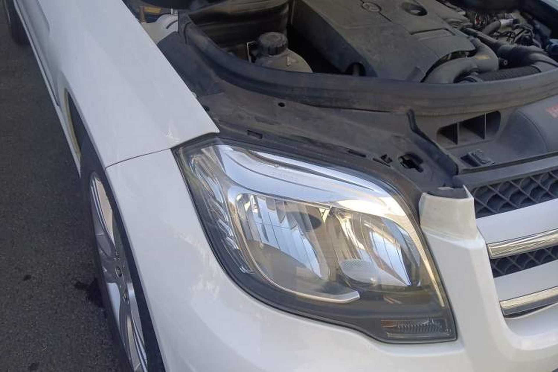 Used Mercedes-Benz GLK-Class 2015 GLK 260 4MATIC Dynamic Edition Ultimate Version Right Front Headlight