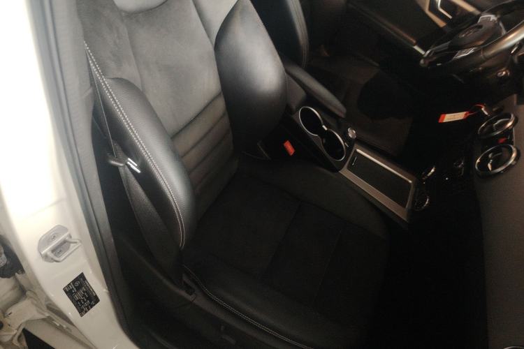 Used Mercedes-Benz GLK-Class 2015 GLK 260 4MATIC Dynamic Edition Ultimate Version Right Front Seat
