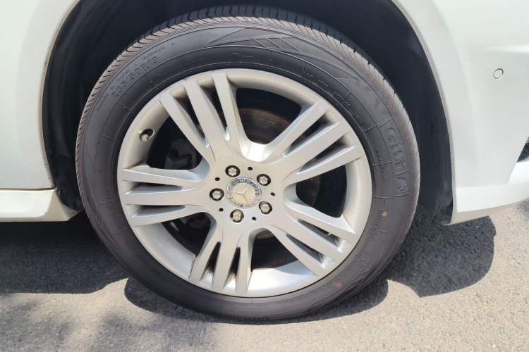 Used Mercedes-Benz GLK-Class 2015 GLK 260 4MATIC Dynamic Edition Ultimate Version Right Front Wheel Hub