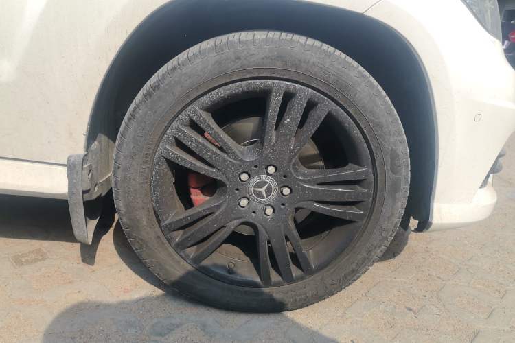 Used Mercedes-Benz GLK-Class 2015 GLK 260 4MATIC Dynamic Edition Ultimate Version Right Front Wheel Hub