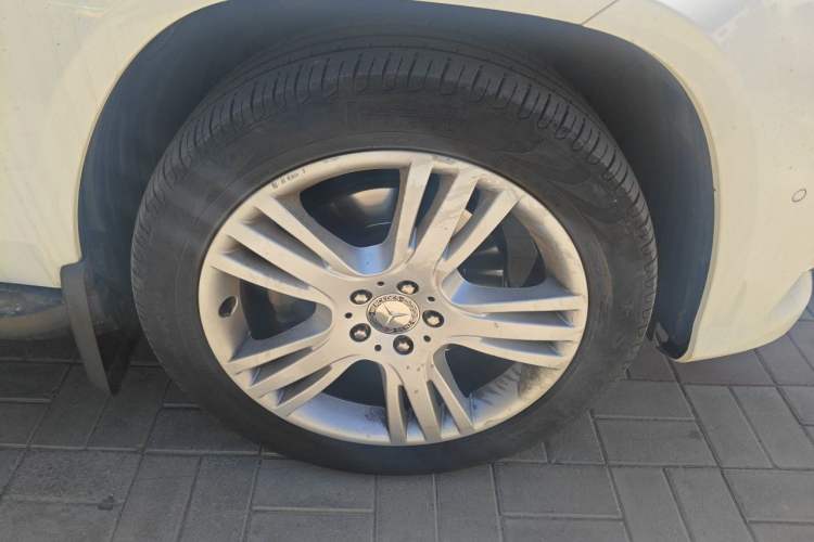 Used Mercedes-Benz GLK-Class 2015 GLK 260 4MATIC Dynamic Edition Ultimate Version Right Front Wheel Hub