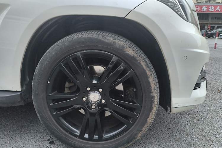 Used Mercedes-Benz GLK-Class 2015 GLK 260 4MATIC Dynamic Edition Ultimate Version Right Front Wheel Hub