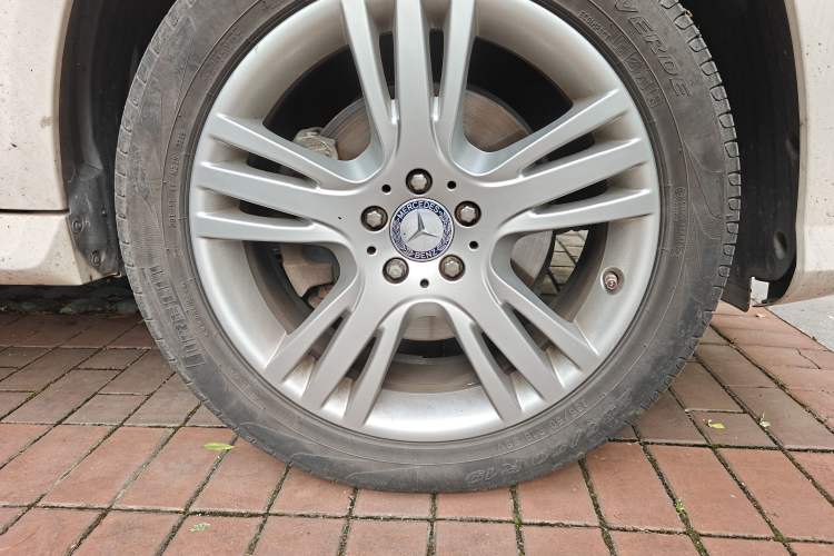 Used Mercedes-Benz GLK-Class 2015 GLK 260 4MATIC Dynamic Edition Ultimate Version Right Front Wheel Hub