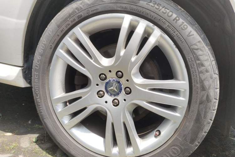 Used Mercedes-Benz GLK-Class 2015 GLK 260 4MATIC Dynamic Edition Ultimate Version Right Front Wheel Hub