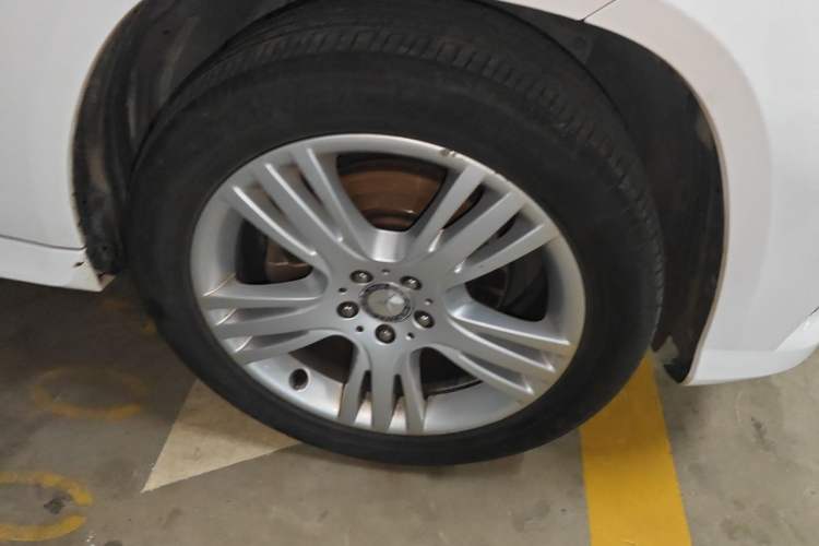 Used Mercedes-Benz GLK-Class 2015 GLK 260 4MATIC Dynamic Edition Ultimate Version Right Front Wheel Hub