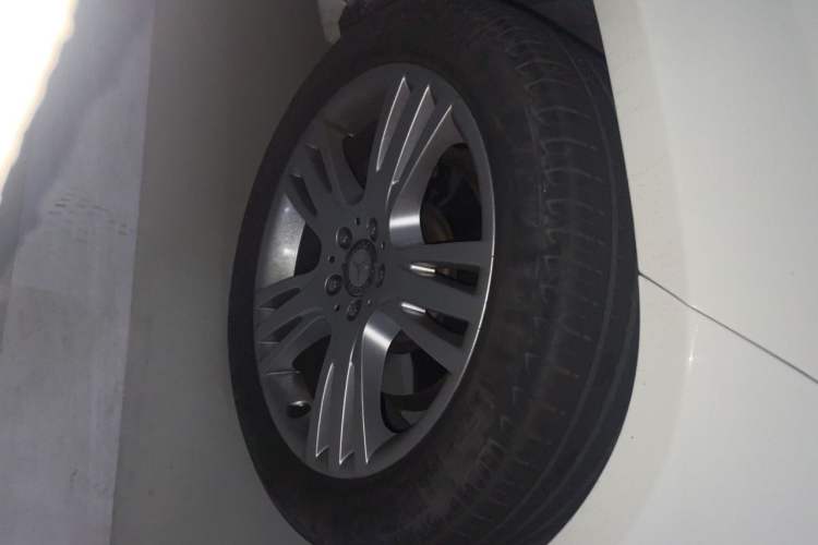 Used Mercedes-Benz GLK-Class 2015 GLK 260 4MATIC Dynamic Edition Ultimate Version Right Front Wheel Hub