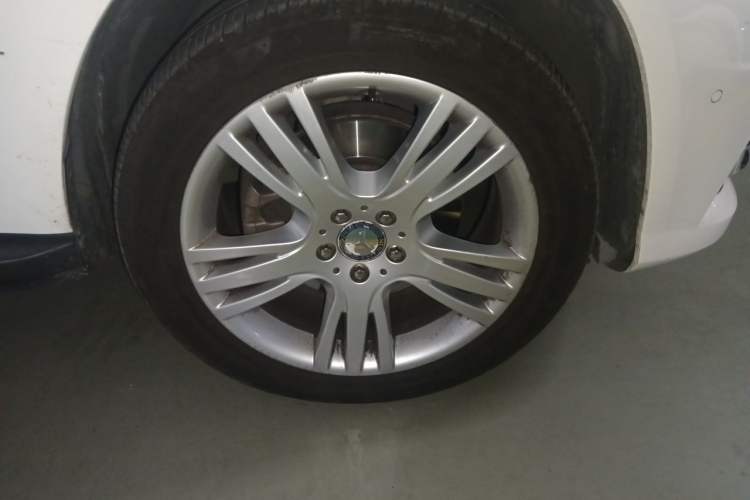 Used Mercedes-Benz GLK-Class 2015 GLK 260 4MATIC Dynamic Edition Ultimate Version Right Front Wheel Hub