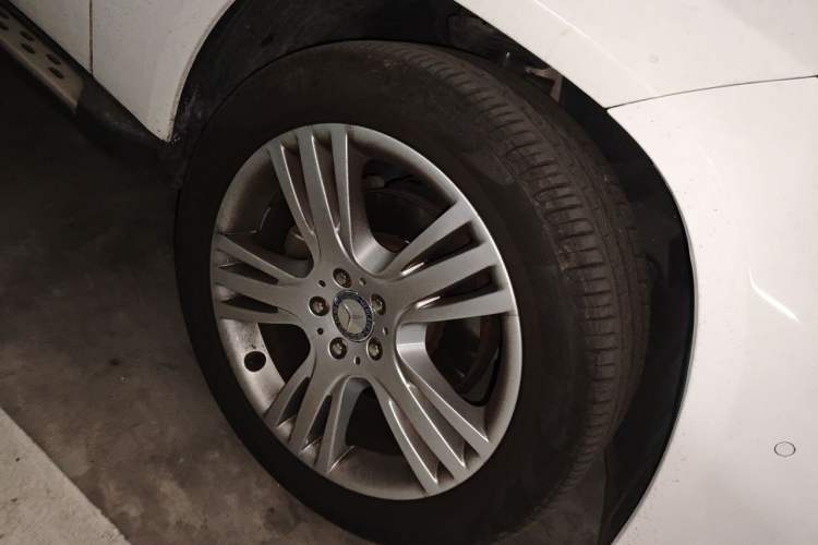Used Mercedes-Benz GLK-Class 2015 GLK 260 4MATIC Dynamic Edition Ultimate Version Right Front Wheel Hub