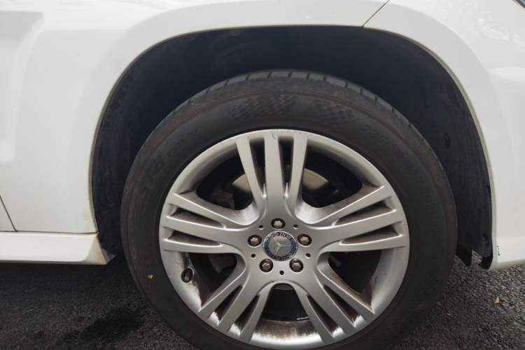 Used Mercedes-Benz GLK-Class 2015 GLK 260 4MATIC Dynamic Edition Ultimate Version Right Front Wheel Hub