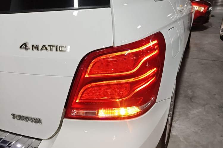 Used Mercedes-Benz GLK-Class 2015 GLK 260 4MATIC Dynamic Edition Ultimate Version Right Rear Taillight