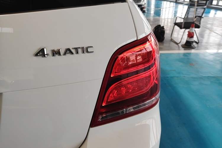 Used Mercedes-Benz GLK-Class 2015 GLK 300 4MATIC Fashion Edition Ultimate Version Right Rear Taillight