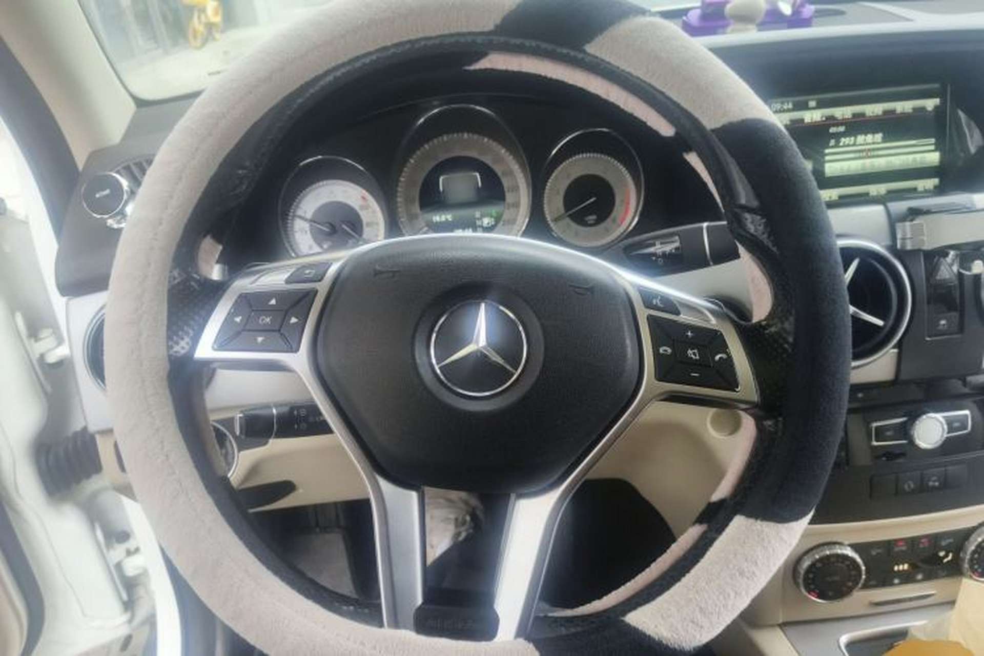 Used Mercedes-Benz GLK-Class 2015 GLK 300 4MATIC Fashion Edition Ultimate Version Steering Wheel