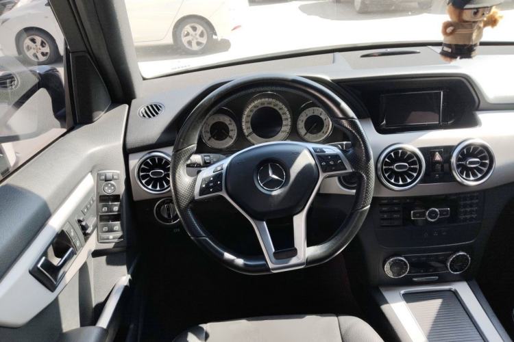 Used Mercedes-Benz GLK-Class 2015 GLK 260 4MATIC Dynamic Edition Ultimate Version Steering Wheel