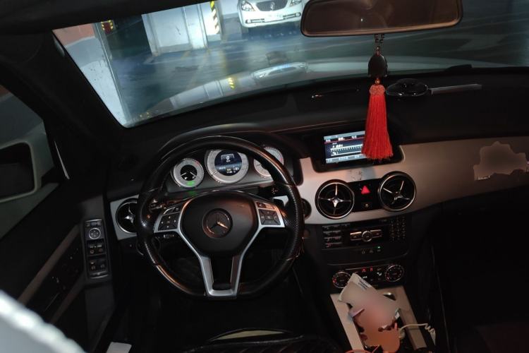 Used Mercedes-Benz GLK-Class 2015 GLK 260 4MATIC Dynamic Edition Ultimate Version Steering Wheel