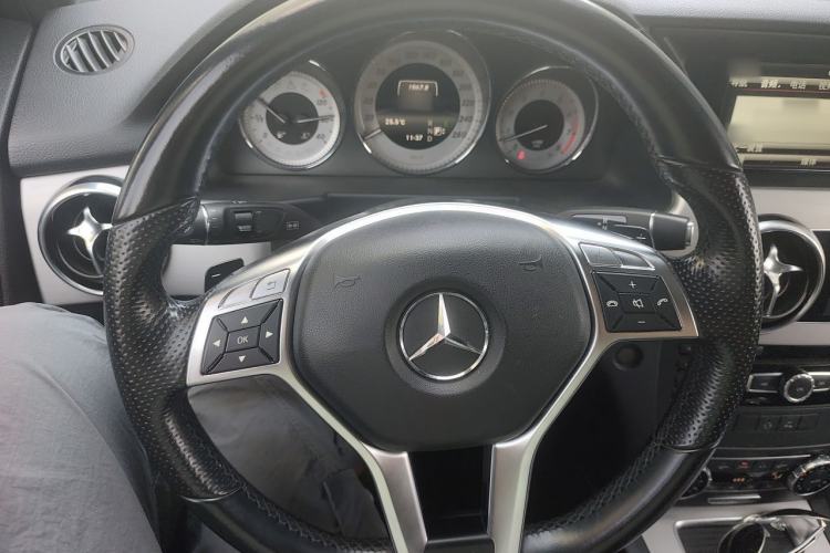 Used Mercedes-Benz GLK-Class 2015 GLK 300 4MATIC Fashion Edition Ultimate Version Steering Wheel