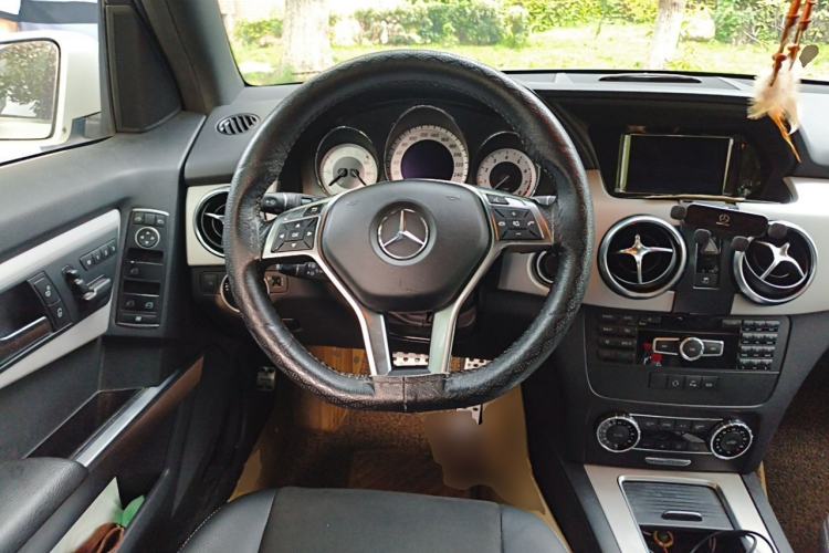 Used Mercedes-Benz GLK-Class 2015 GLK 260 4MATIC Dynamic Edition Ultimate Version Steering Wheel