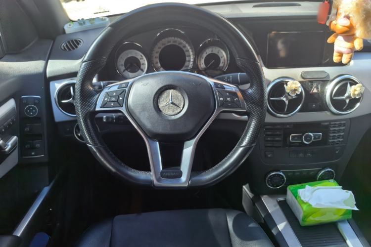 Used Mercedes-Benz GLK-Class 2015 GLK 300 4MATIC Fashion Edition Ultimate Version Steering Wheel