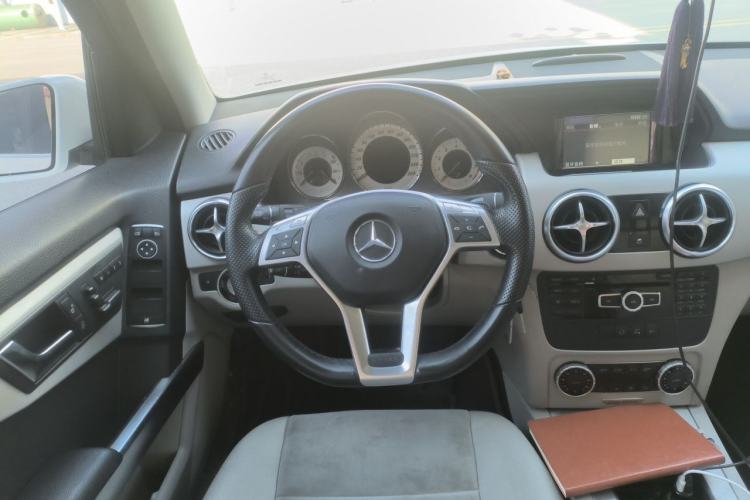 Used Mercedes-Benz GLK-Class 2015 GLK 260 4MATIC Dynamic Edition Ultimate Version Steering Wheel